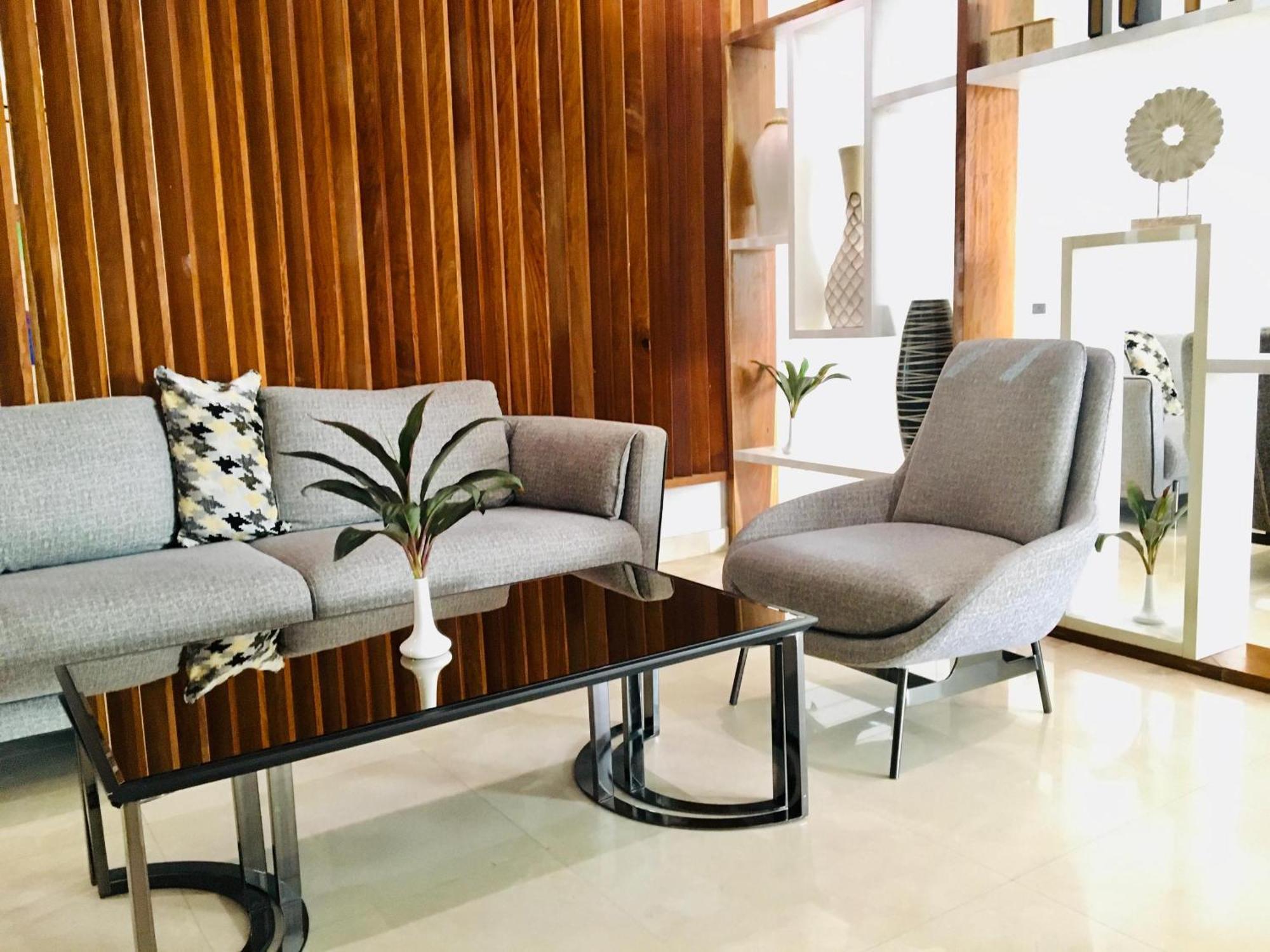 Summerset Continental Hotel Maitama By T E L E Hospitality Abuja Extérieur photo