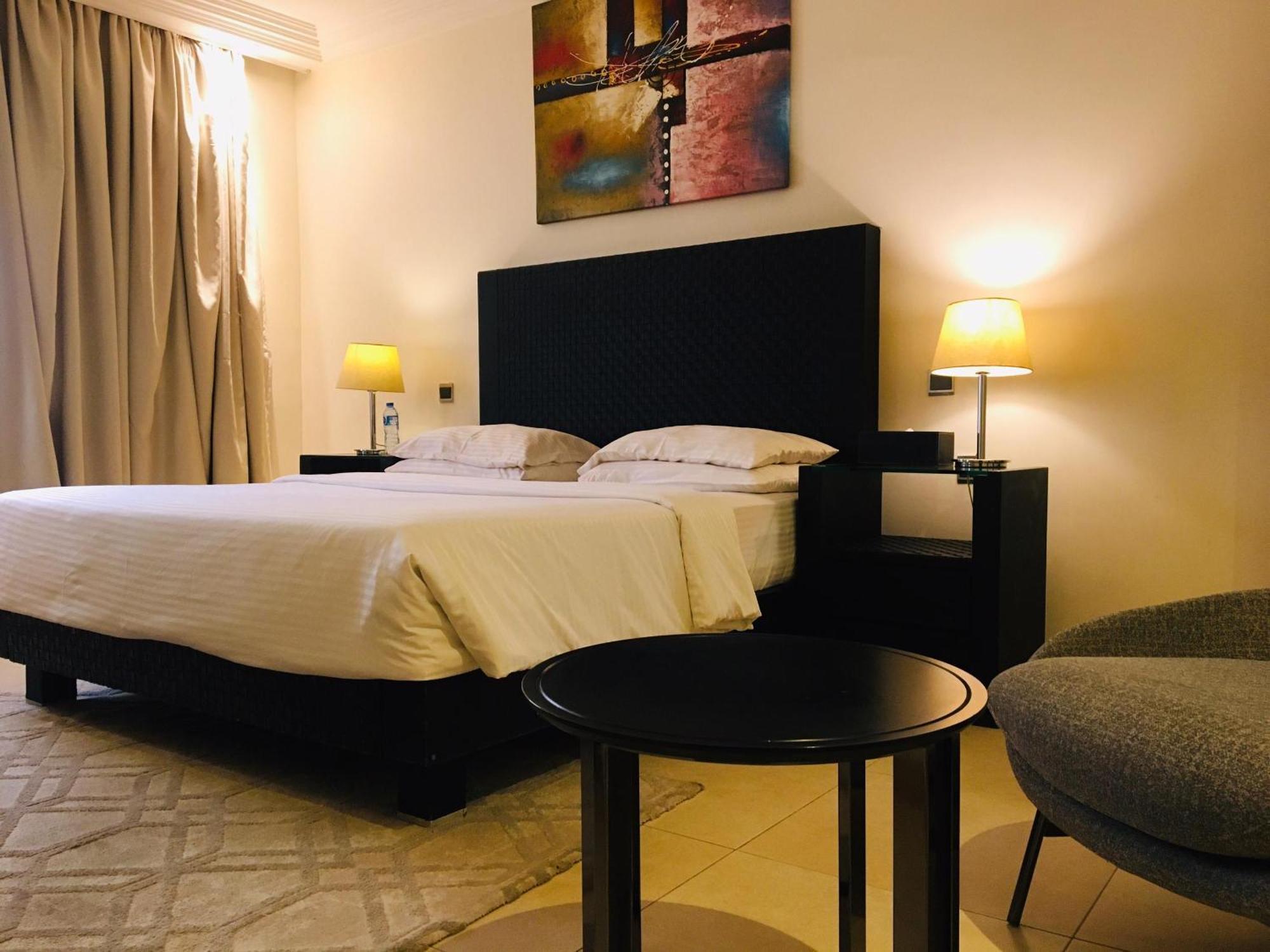 Summerset Continental Hotel Maitama By T E L E Hospitality Abuja Extérieur photo