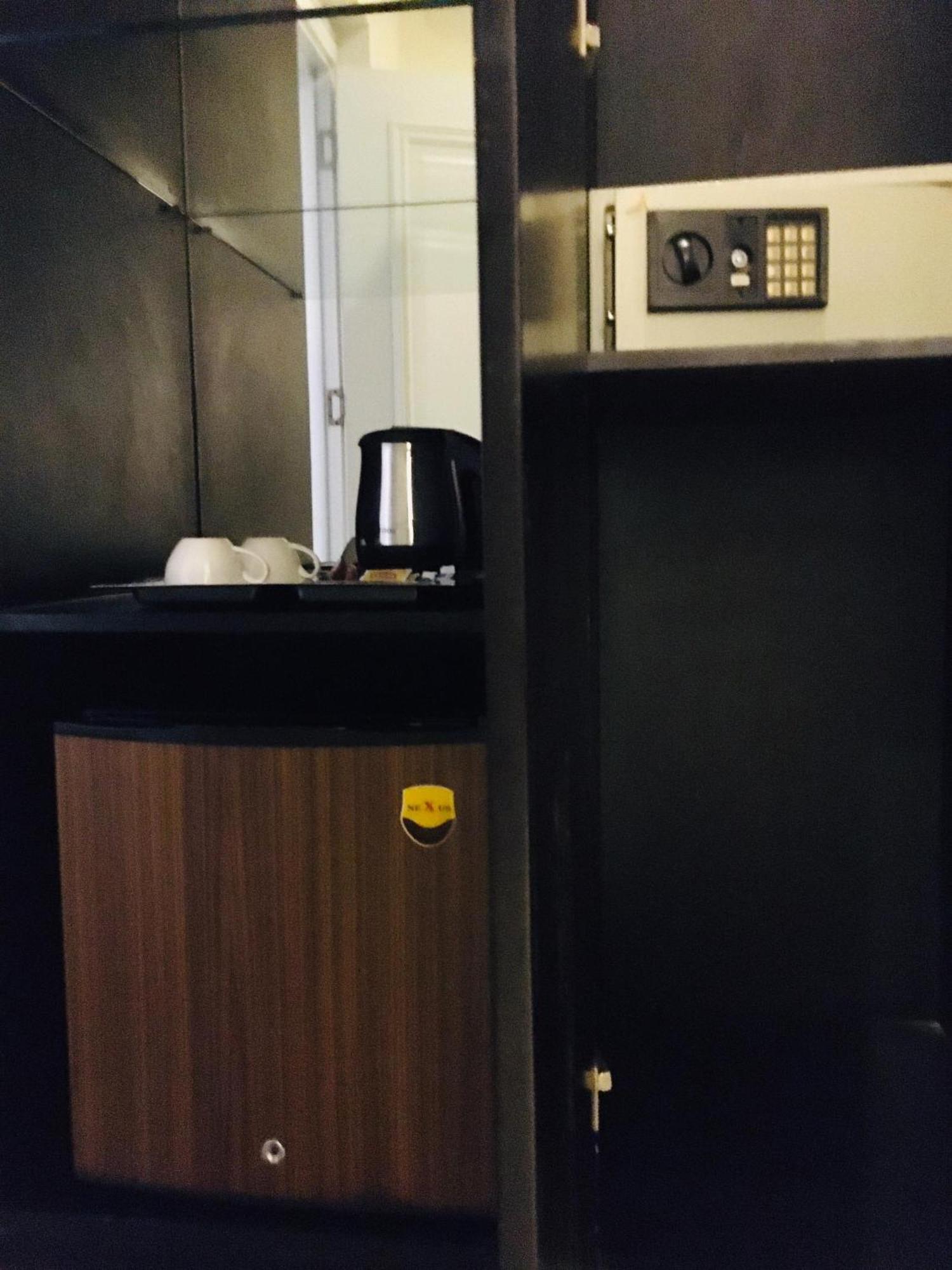 Summerset Continental Hotel Maitama By T E L E Hospitality Abuja Extérieur photo